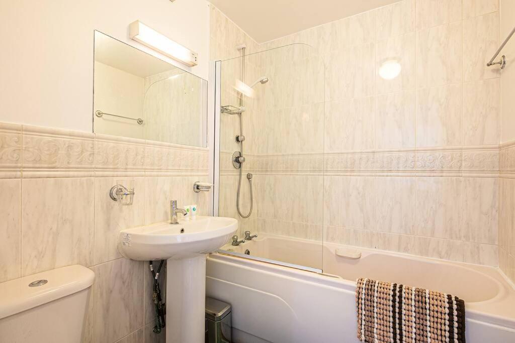 Beautiful 1-Bed Apartment In Grade Listed Warehouse - Victoria Quays, Sheffield City Centre, Free Parking, Pet Friendly, Netflix Exteriér fotografie